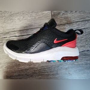 Toddler size 9 nike air shoes